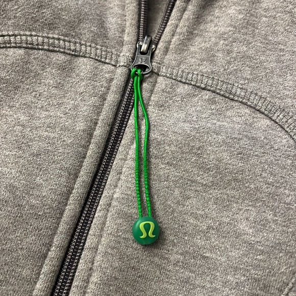 Lululemon Scuba Hoodie - Picture 2 of 6